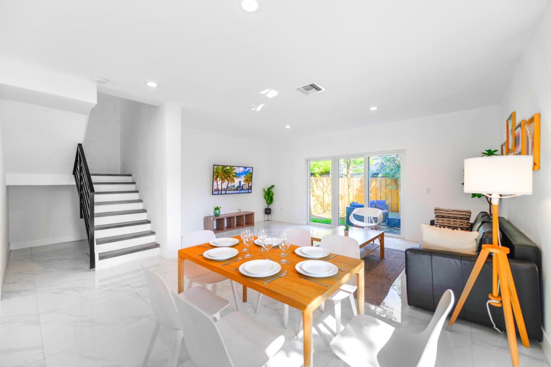 Wonderful 3 Bedrooms House, Spacious&bright Miami