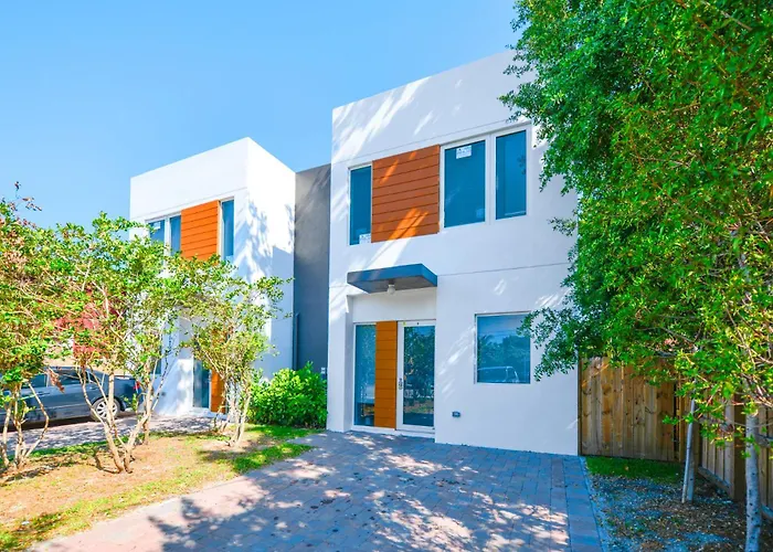 Wonderful 3 Bedrooms House, Spacious&Bright
